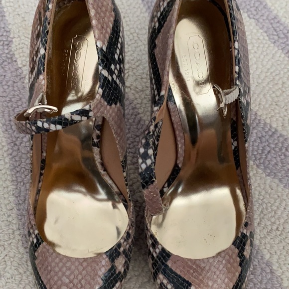 Coach heels with platform - Picture 3 of 6